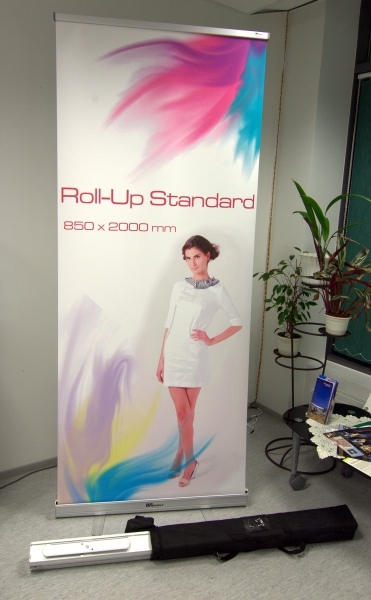 Roll-up stend